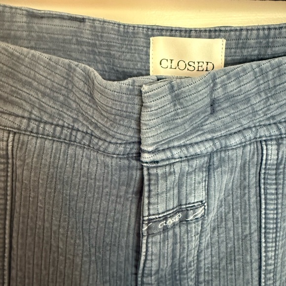 Closed Light Blue Textured Pants - Picture 4 of 8